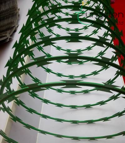 Green electric fence razor wire - Tungsten Electricals
